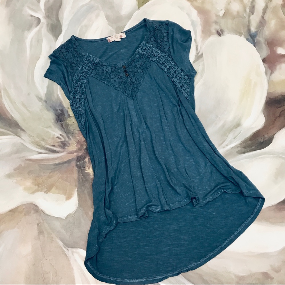 Hippie Rose blouse! ⭐️⭐️⭐️⭐️⭐️ Blue size Medium